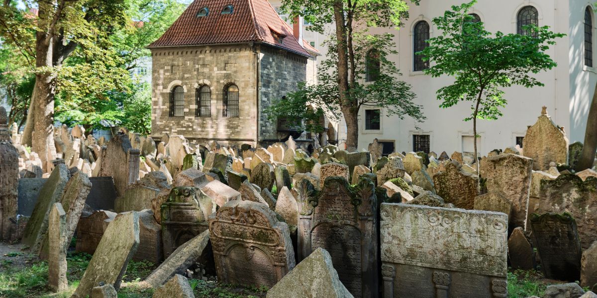 Prague's Jewish Quarter: VIP Access to Josefov's Treasures